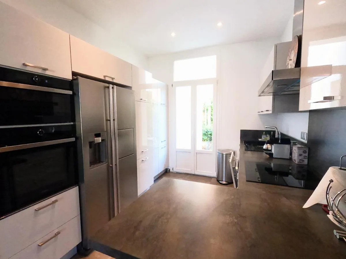 Вилла Superbe Maison 6 Ch, 4 Sdb, Terrasses Et Billard Канны