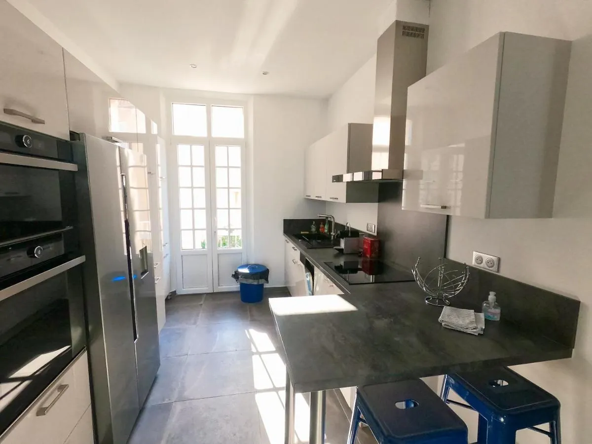 Superbe Maison 6 Ch, 4 Sdb, Terrasses Et Billard Канны 0*,